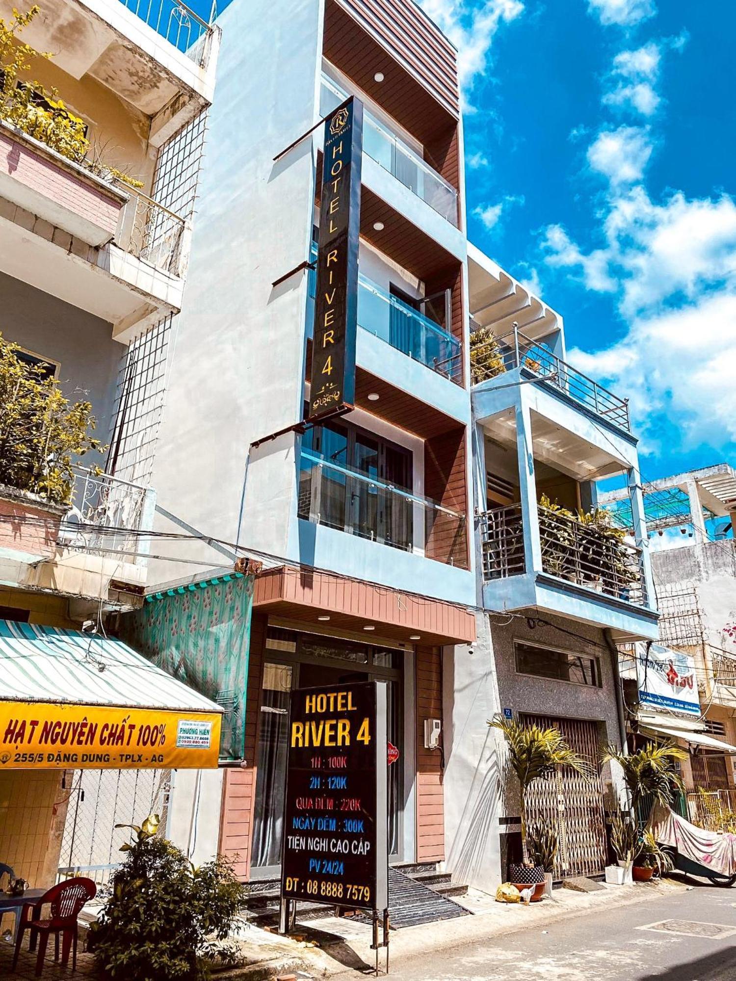 River Hotel 4 Long Xuyen Ngoại thất bức ảnh
